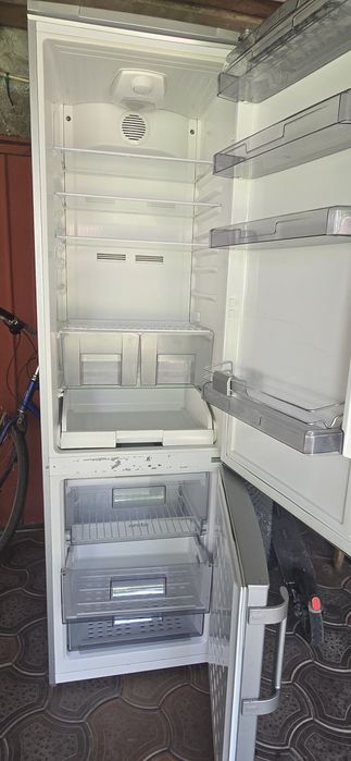 Vand combina frigorifica Arctic No Frost A+