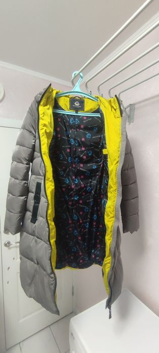 Зимняя куртка (женская)