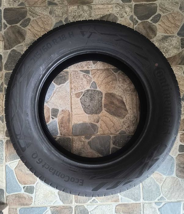 Vand 2 caucicuri VARA CONTINENTAL 215/60/R18