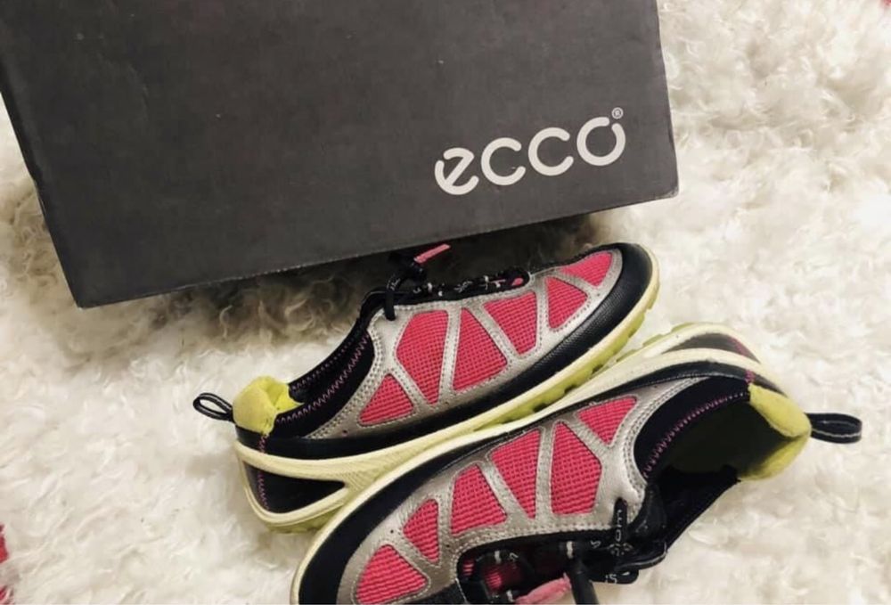 Adidas fata ECCO-marimea 33-34,inter2,71,cm,nu ghete piele ZARA,Salomo