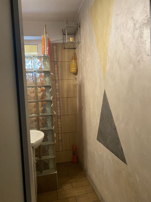 Inchiriez garsoniera zona Obor, sector 2