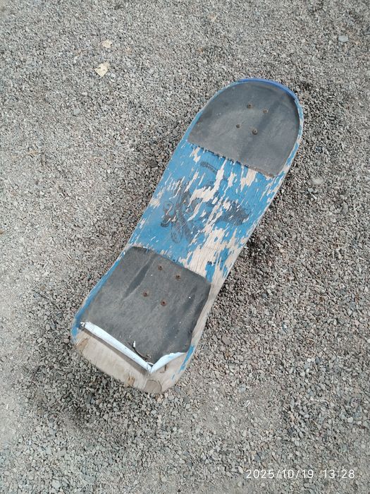 Скейт б.у не новый