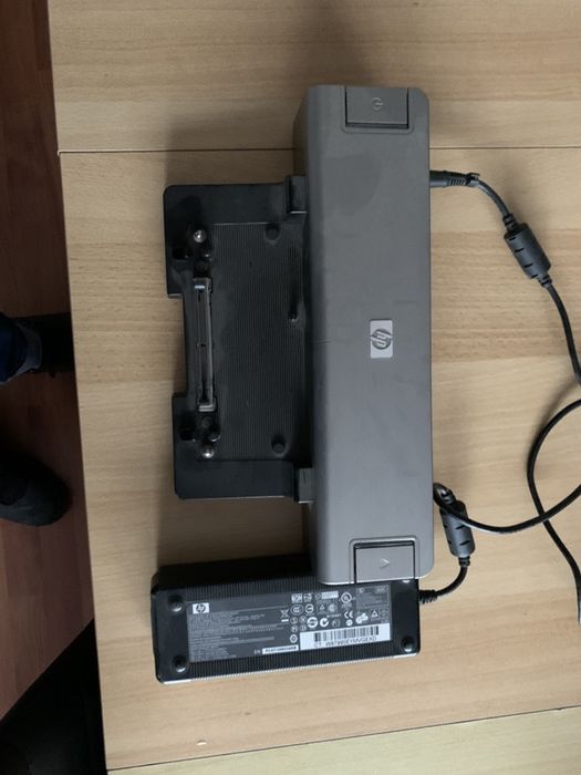 Docking station hp cu incarcator original