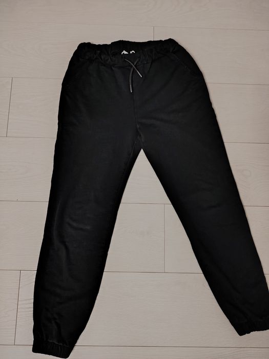 Pantaloni de trening pentru fete