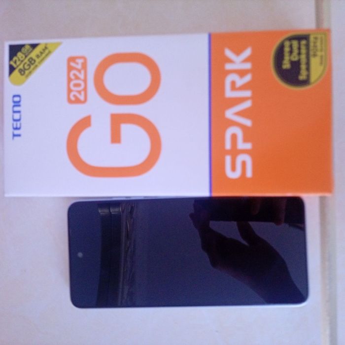 Tecno Spark Go 2024 срочно продам