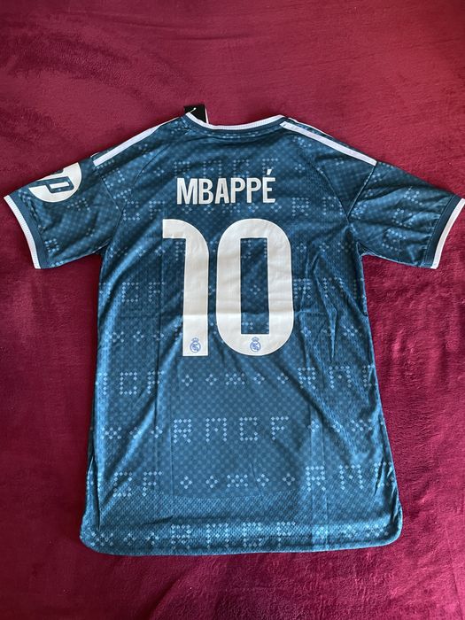 Real Madrid 2026/2027 Kylian Mbappe #10