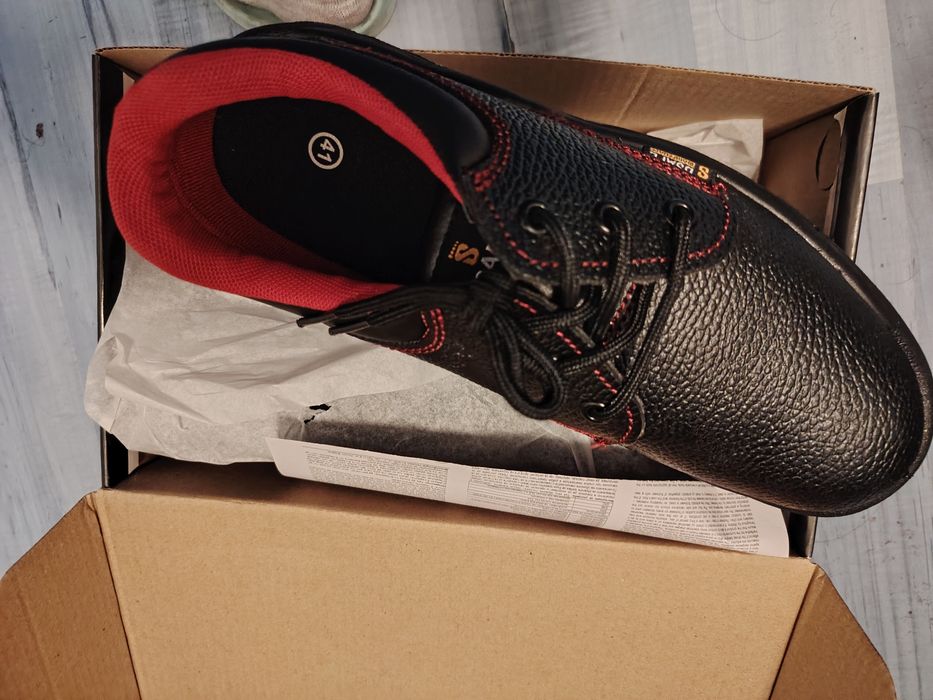 Работни обувки номер 41