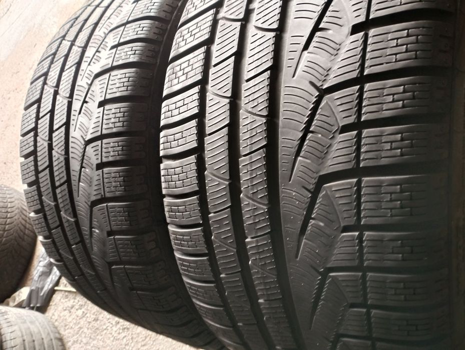 2 buc 283 30 20 .99w Pirelli Sottozero Alpine dot 2023