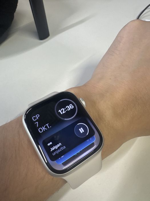 Часы apple watch 9