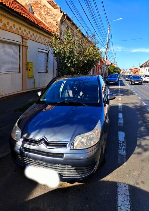 Vând Citroen C4 Coupe 1900eur