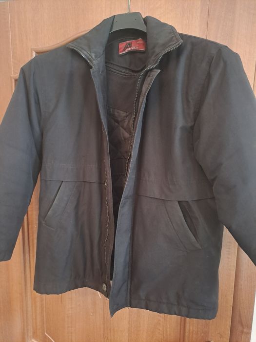 Продам куртку с подстежкой