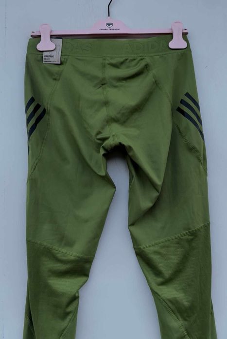 Adidas оригинален дамски клин нов нова колекция Л размер