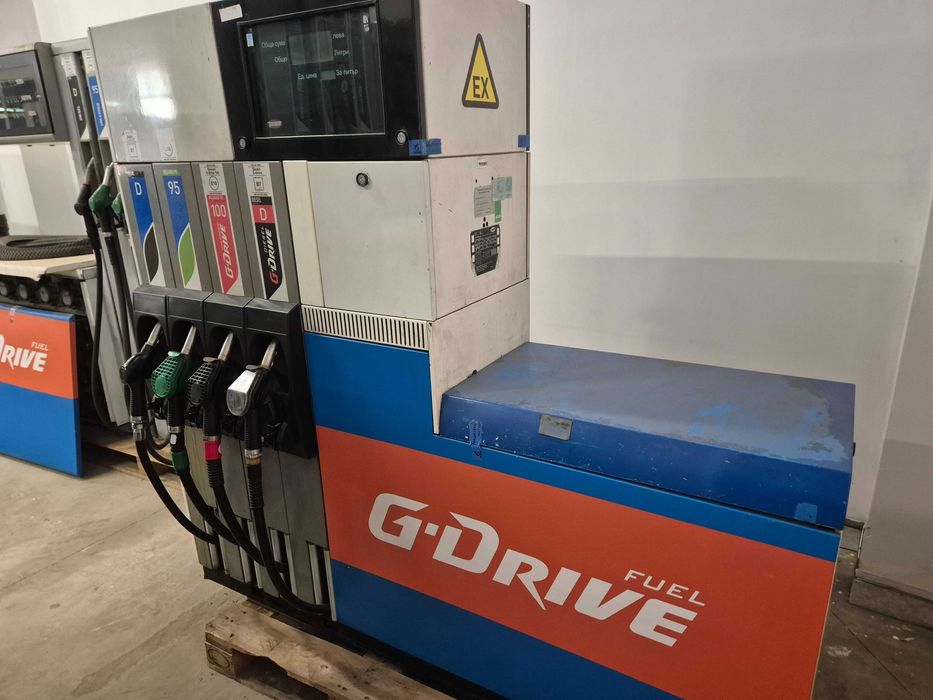 Двустранна бензино колонка TOKHEIM DPX-F колонка за Дезел , Бензин