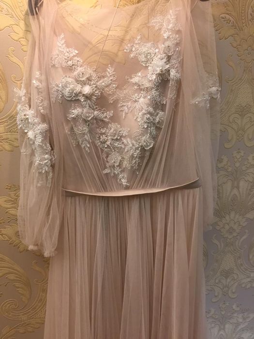 Продам платье на узату