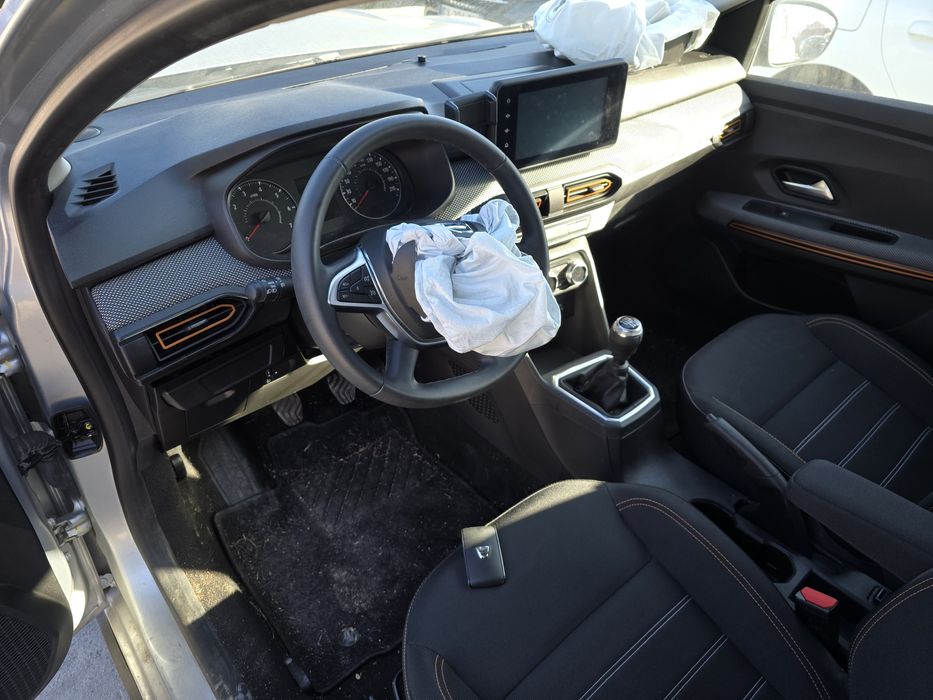 Sandero Stepway la cheie 17.000 km 1 0 TCE varianta full