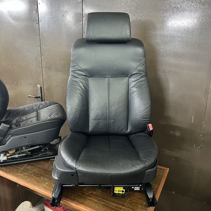 Сиденья столики bmw e38 e39 бмв е38 е39