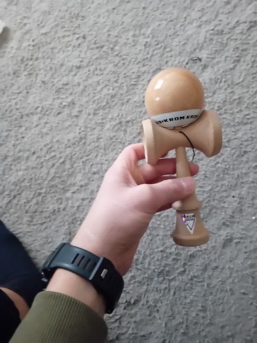 Kendama krom pop