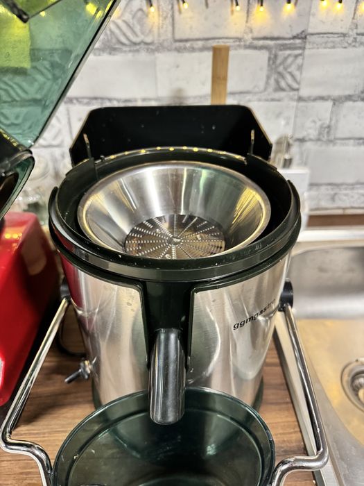 Професионална сокоизстисквачка 600W