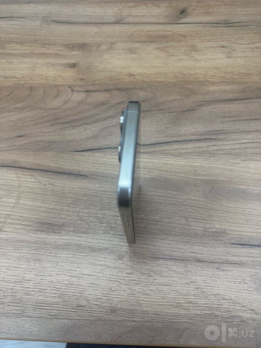 IPhone 15 pro max natural titan