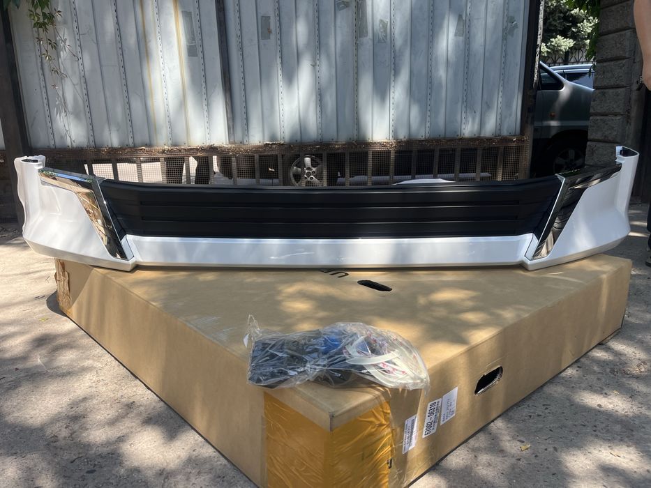 Обвес губа юбка Land Cruiser 200