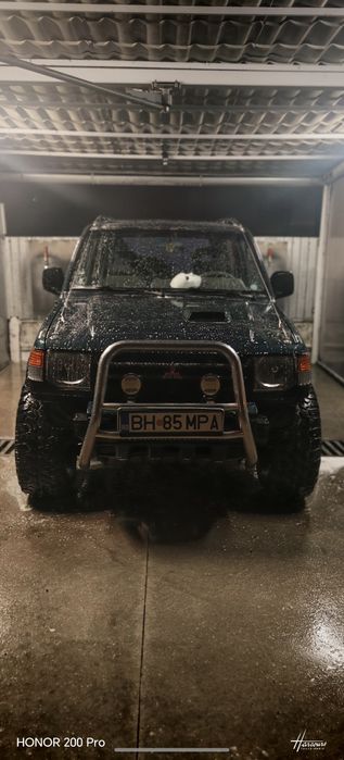 Vând Mitubishi Pajero Mk2 Autoutilitară Gls