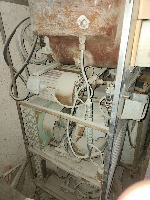 Фрезер з ФАЗ иккита матор иккита компрессор 10 милион