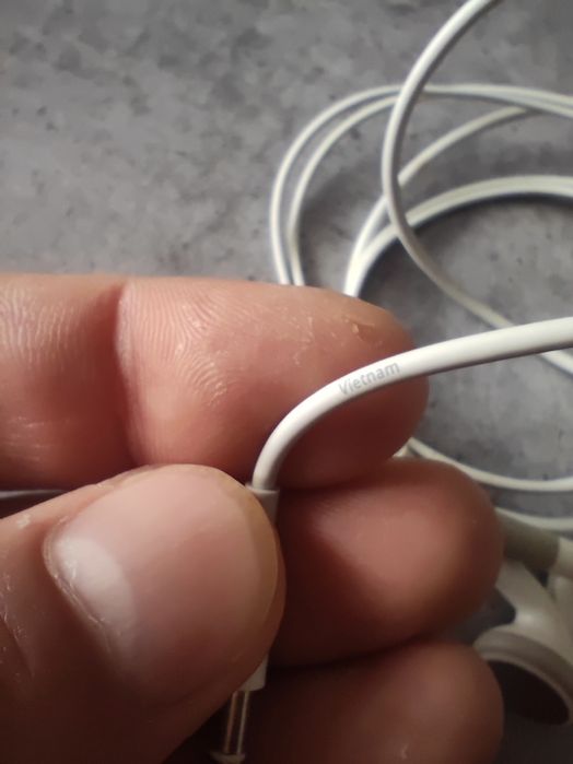 Проводные наушники Apple (оригинал)