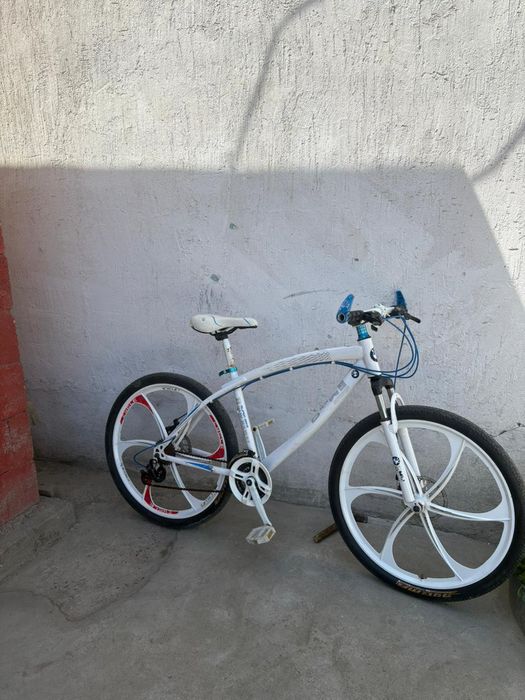 Велосипед бмв титановы дииски