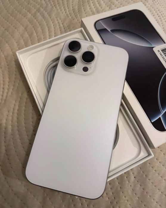 Iphone 16 pro max 1 TR