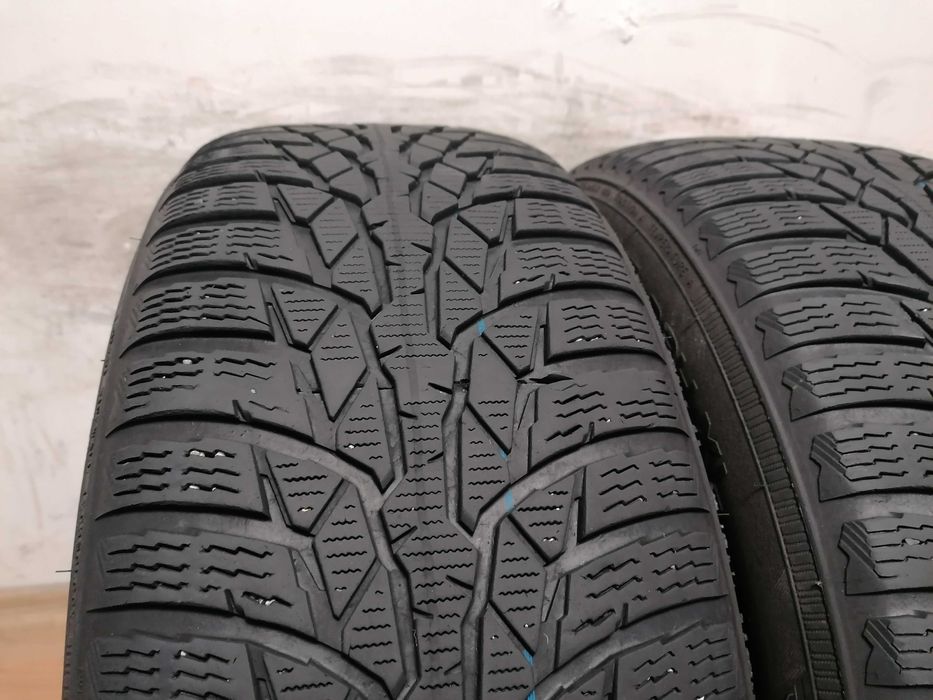 2 бр. 215/60/16 Nokian  / зимни гуми