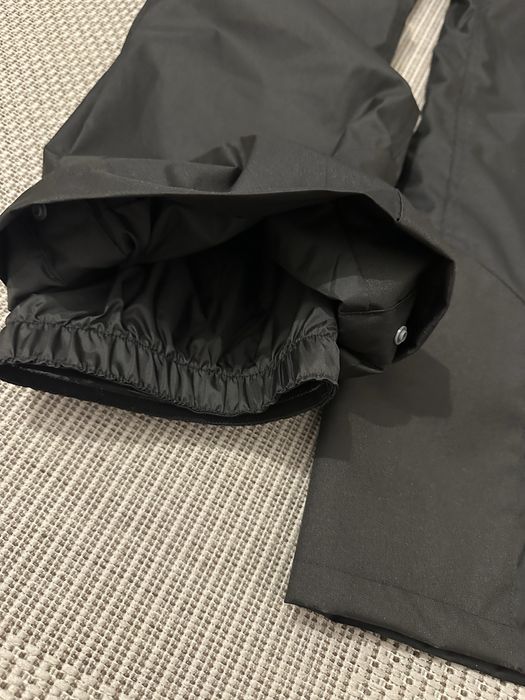 Geaca si pantaloni schi