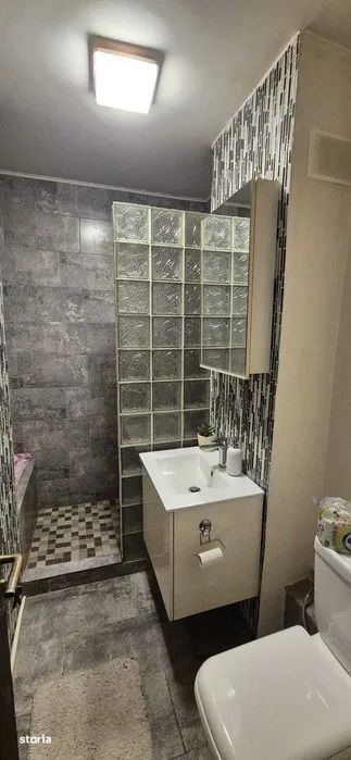 Unirii - Vanzare apartament 2 camere - Str. Decebal