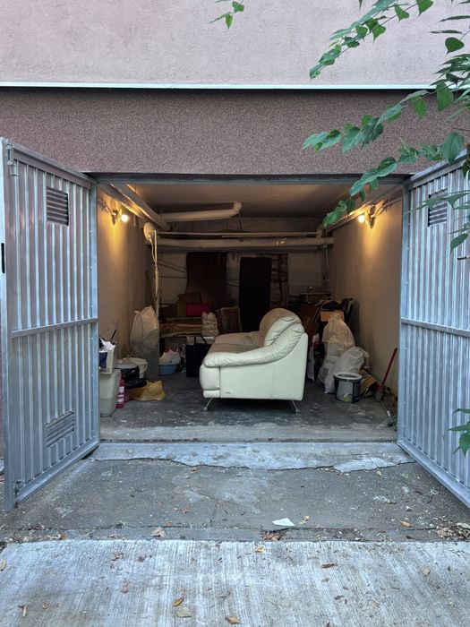 Inchiriez apartament 3 camere si garaj in Drumul Taberei