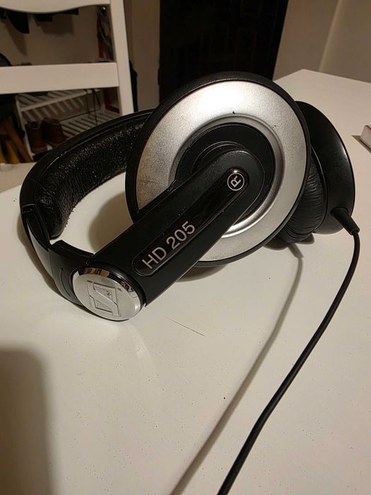 Casti Sennheiser HD 205