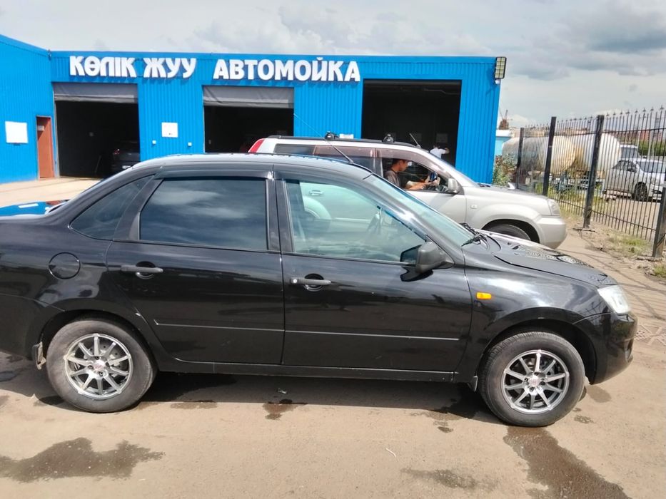 Продам машину Lada Granta