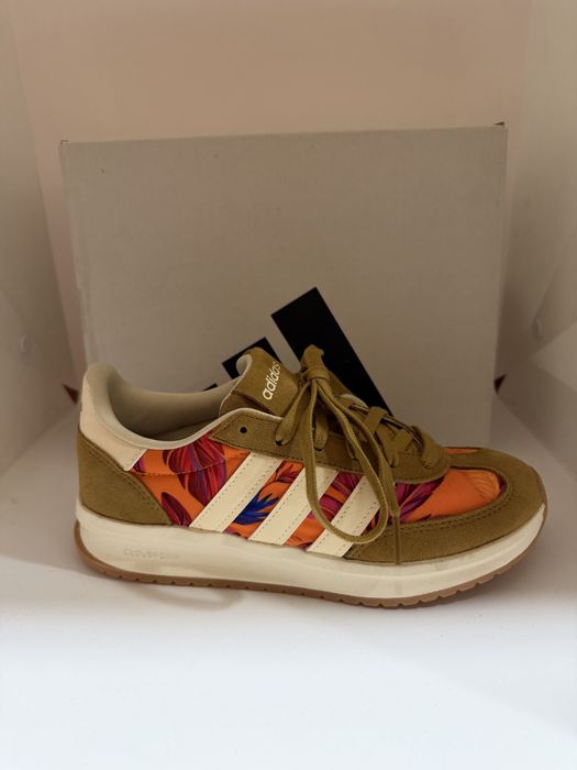 Последен брой! N°38 2/3 Adidas маратонки
