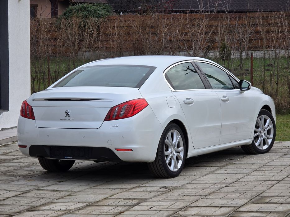 Peugeot 508 / Hybrid / HUD / JBL / Led