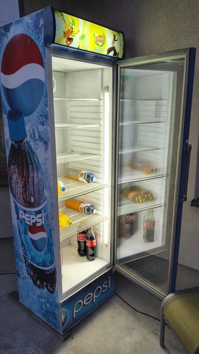 Vitrină frigorifică