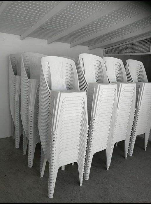 Столове метални и пвц