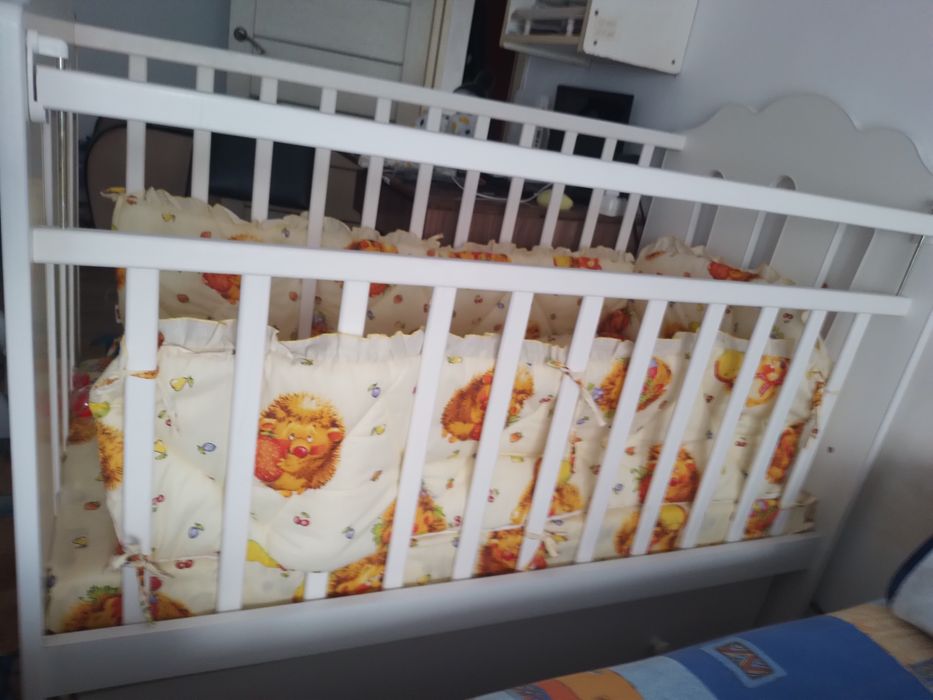 Кроватка маятник