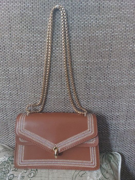 Geanta chic  maro coniac cu broderie