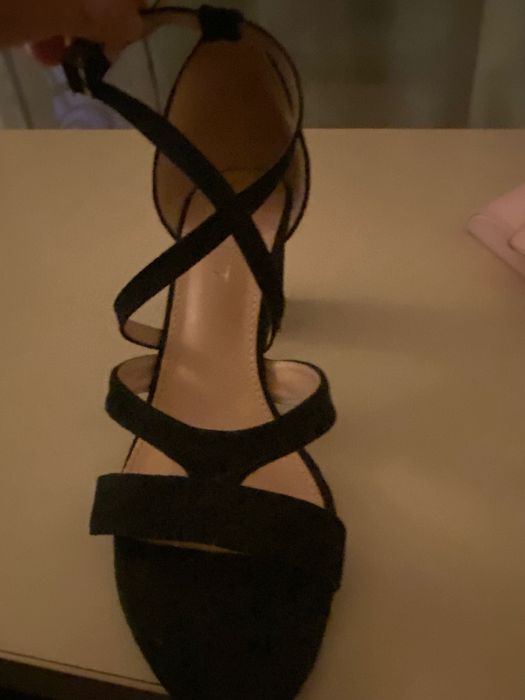 Vand sandale negre nr. 39