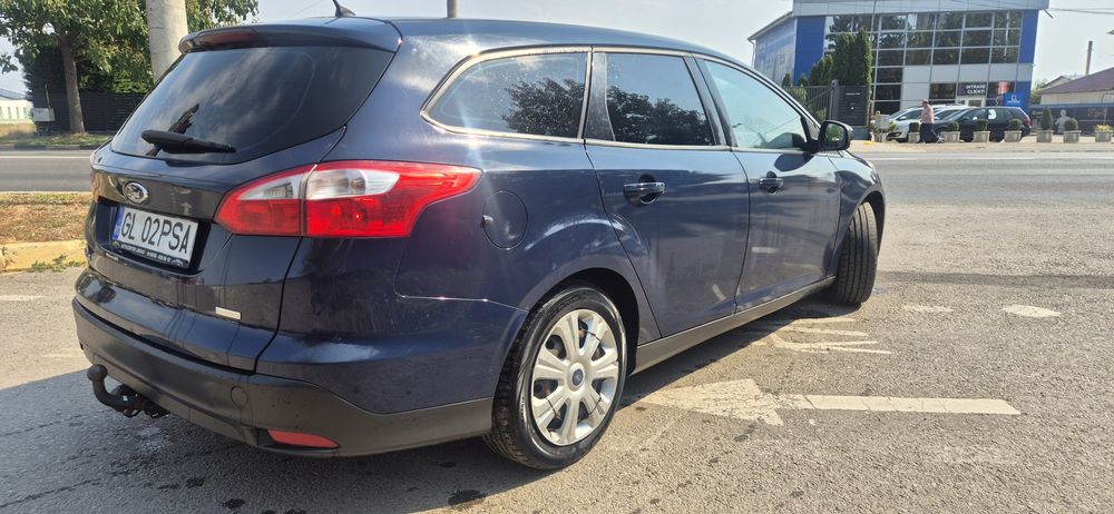 FORD Focus 2014 — imagine 3