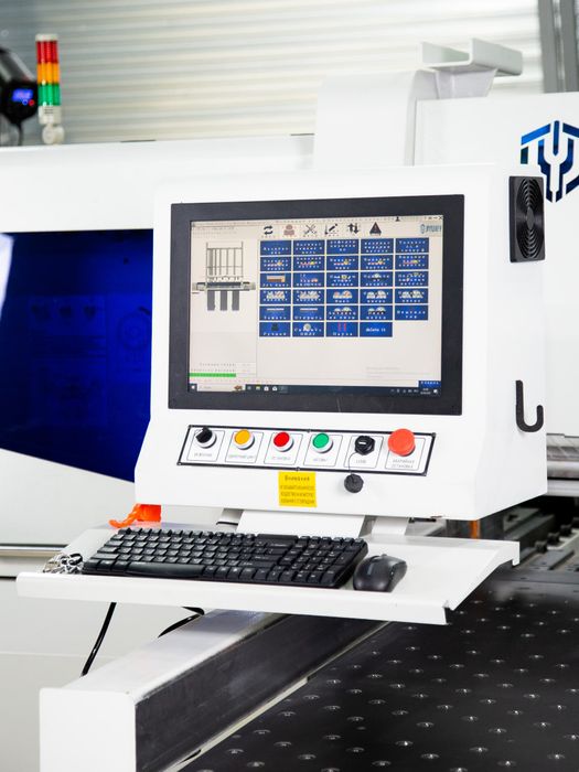 Форматно-раскроечный центр с ЧПУ JIYU KS933