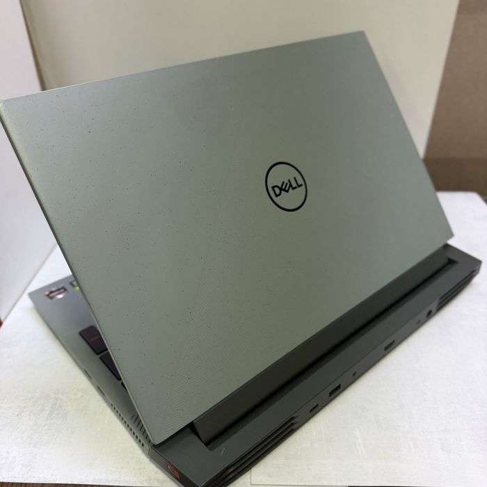 Ноутбук Dell 15 Ryzen Edition/P105F