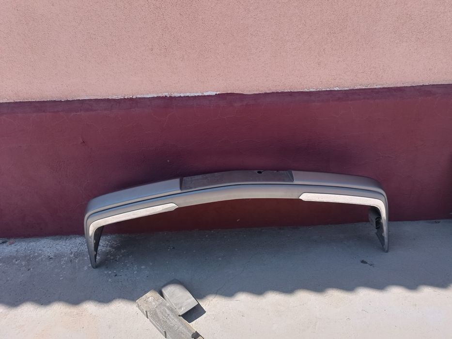 Бампер Мерседес 124 ешка
