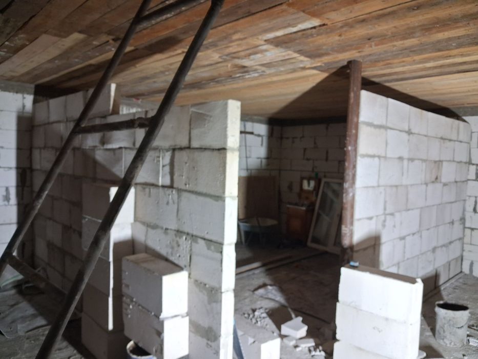 Продам дом в Бишкуль район Сантабар