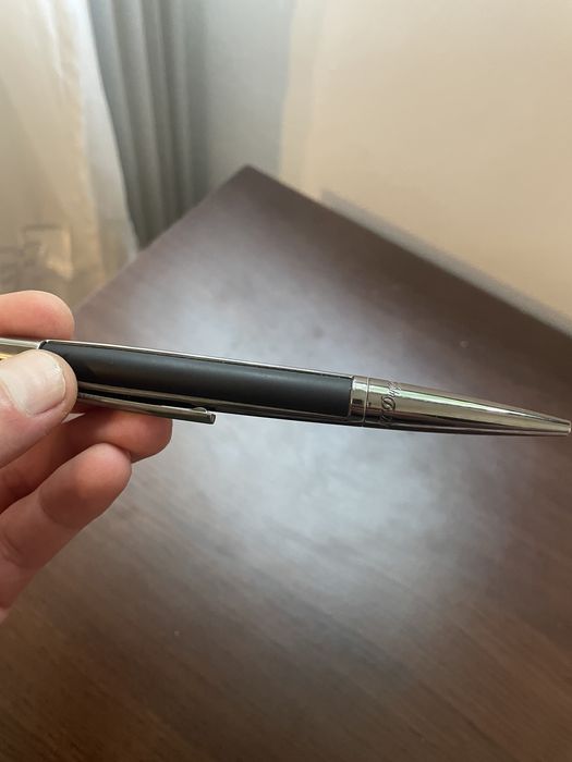 Se vinde pix S.T DUPONT PARIS ,  pix pentru colectionari!