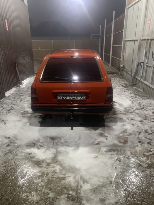 Продаю мерседе 124 универсал