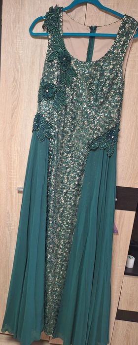 Rochie elegantă de seară, verde smarald cu dantelă – mărimea 48 (purtată o singură dată)